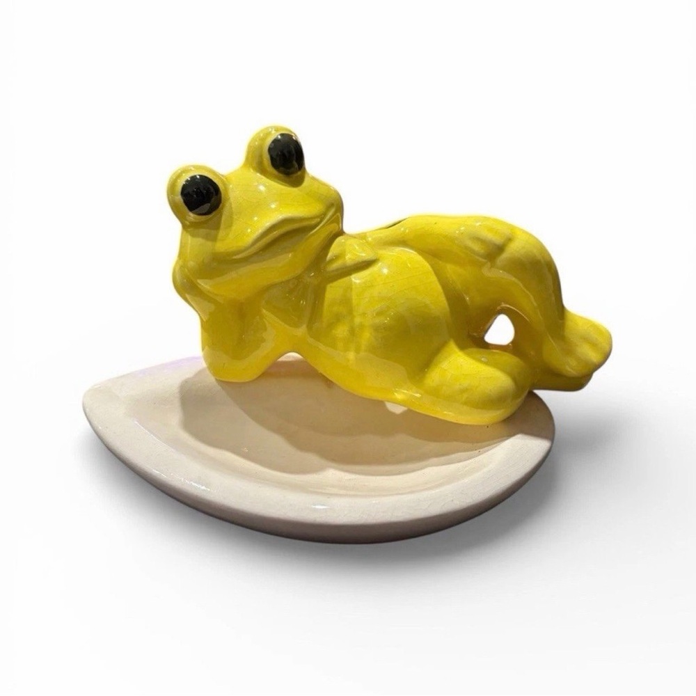 Vintage Yellow Ceramic Lounging Frog Figurine Trinket Holder Dish Cute Decor
